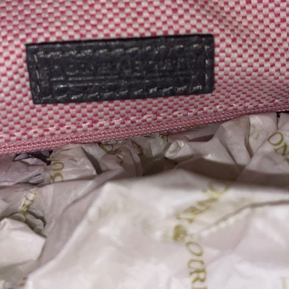 Dooney and Bourke handbags - Picture 7 of 9